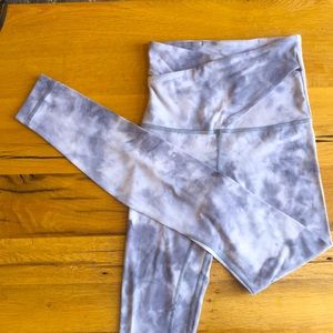 Lululemon leggings size 0